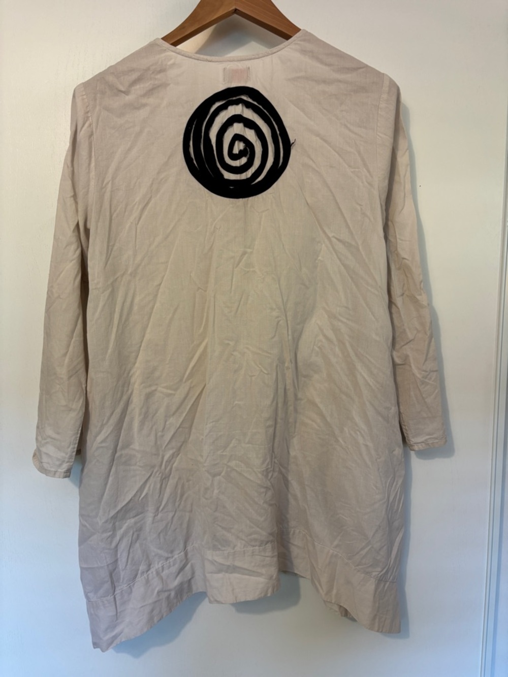 Beige Womens Lagenlook Tunic Oversized Medium 3D Spirals Art to Wear Asymetrical - Picture 2 of 9